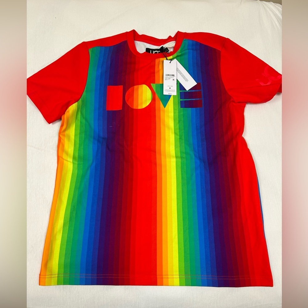 NWT Ugg pride rainbow shirt